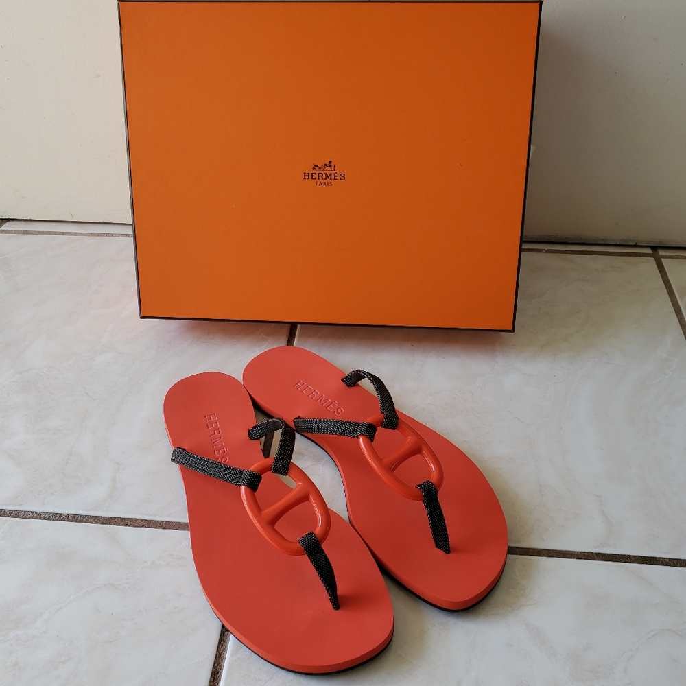 Hermes Kala Nera Sandals